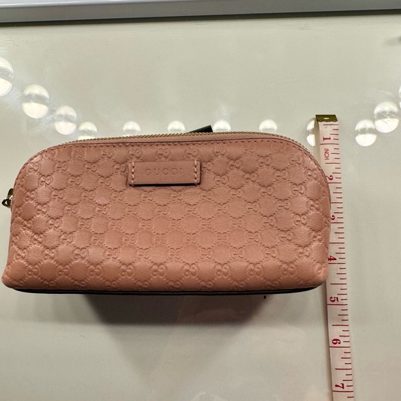 GUCCI Microguccissssima mini accessory bag in soft pink - Picture 5 of 9